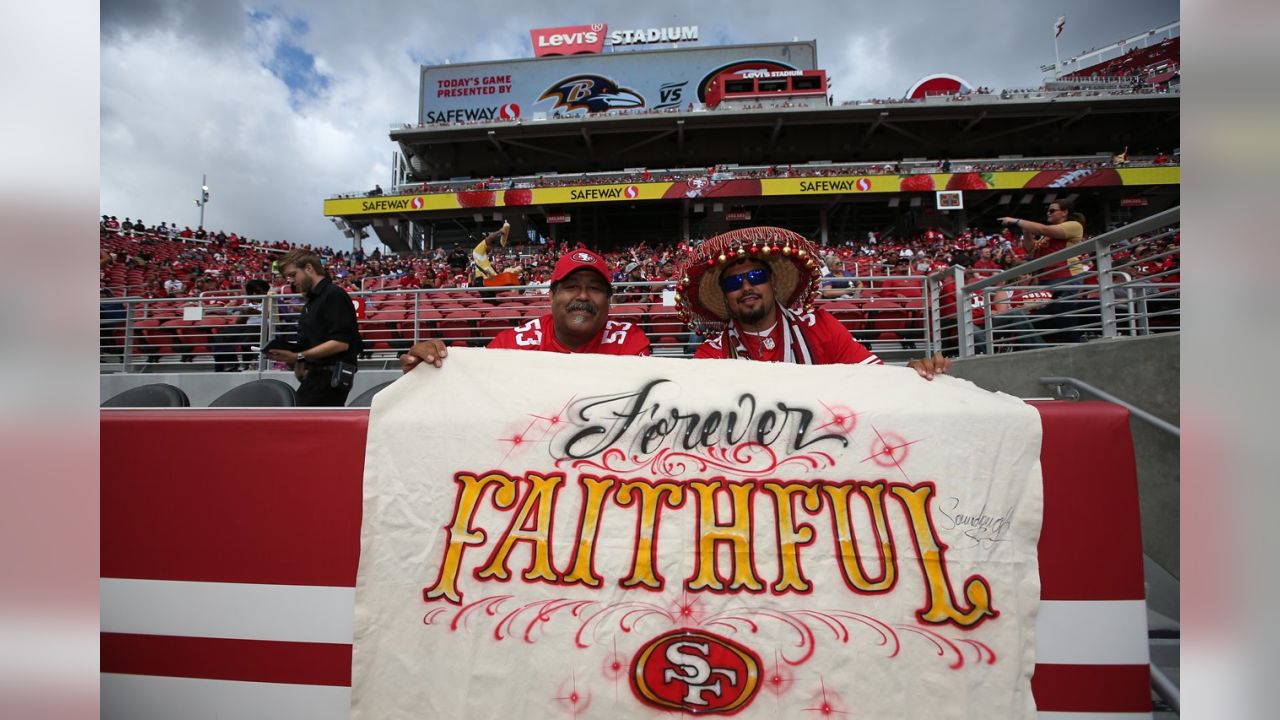 49ers Fan Clubs Offer Unique Opportunities for Fans in 2016