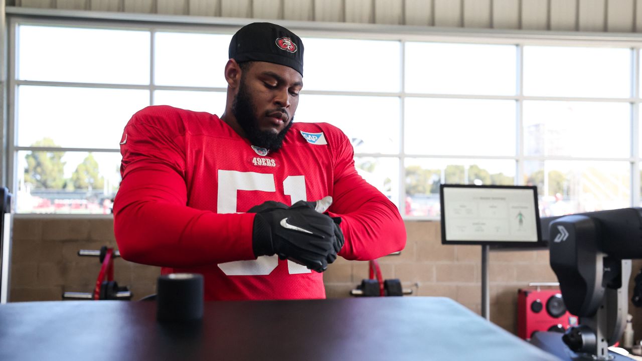 San Francisco 49ers' Alfredo Gutierrez takes part in drills during the NFL  team's football training camp in Santa Clara, Calif., Tuesday, Aug. 1,  2023. (AP Photo/Jeff Chiu Stock Photo - Alamy