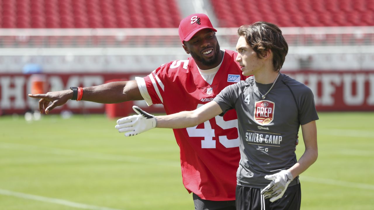 Kayvon Thibodeaux Mic'd Up at Training Camp! 