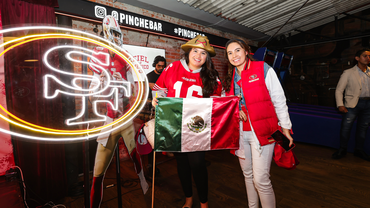 La Casa de los 49ers! Official home base for 49ers fans in México City.  Appearances by 49ers alumni, free giveaways, DJ and much more. This is  going on all weekend and the