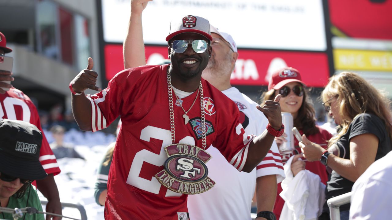 Are you one of the Faithful? Send us your 49ers fan photos