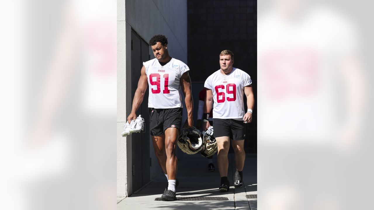 The 49ers have officially handed jersey numbers to Javon Hargrave, Sam  Darnold, & Clelin Ferrell 