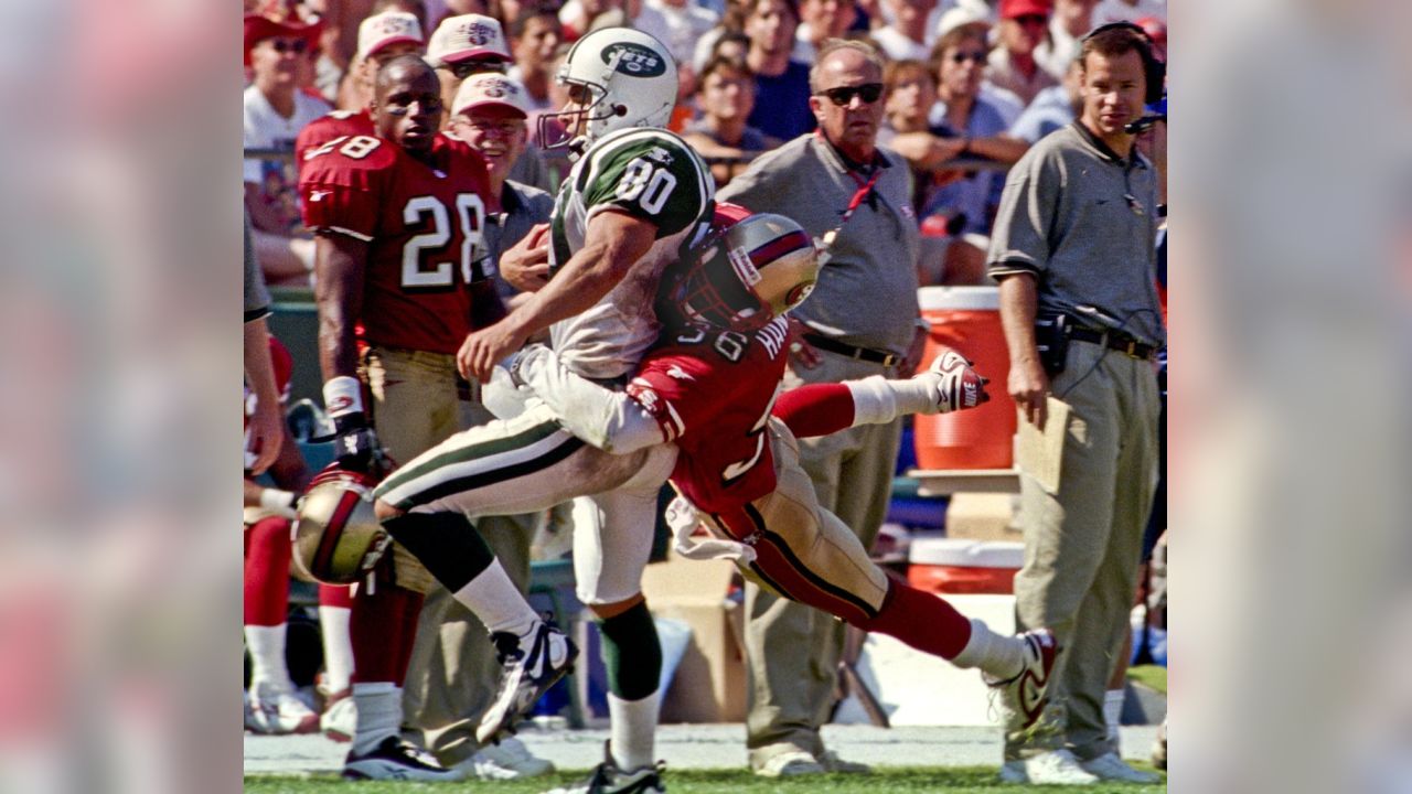 Safety Merton Hanks of the San Francisco 49ers in a 23 to 28 win