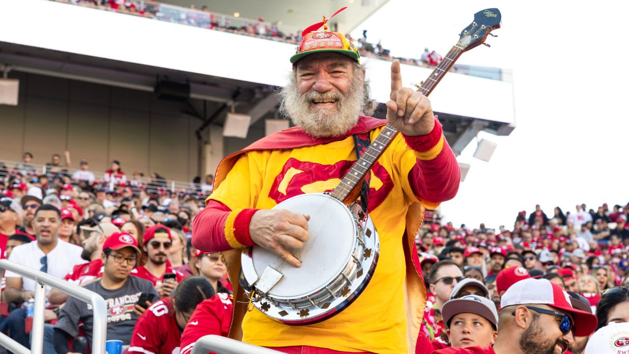 \ud83d\udce3 49ers Faithful Bring High Energy to Levi's\u00ae Stadium