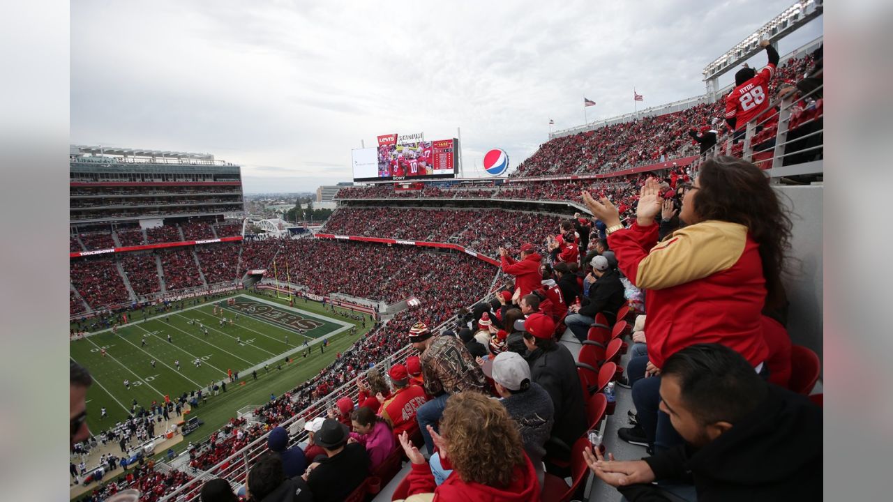 49ers Fan Clubs Offer Unique Opportunities for Fans in 2016