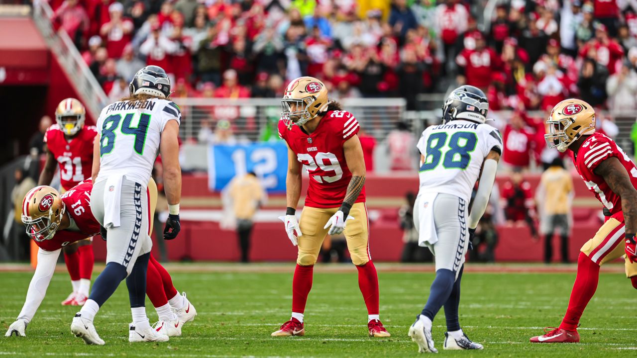 Pete Carroll's priceless reaction to Seahawks-49ers wild-card game