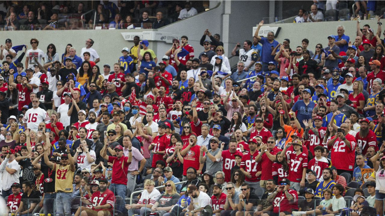 Un aficionado muere al caer desde una de las gradas del estadio de los 49ers  - Eurosport