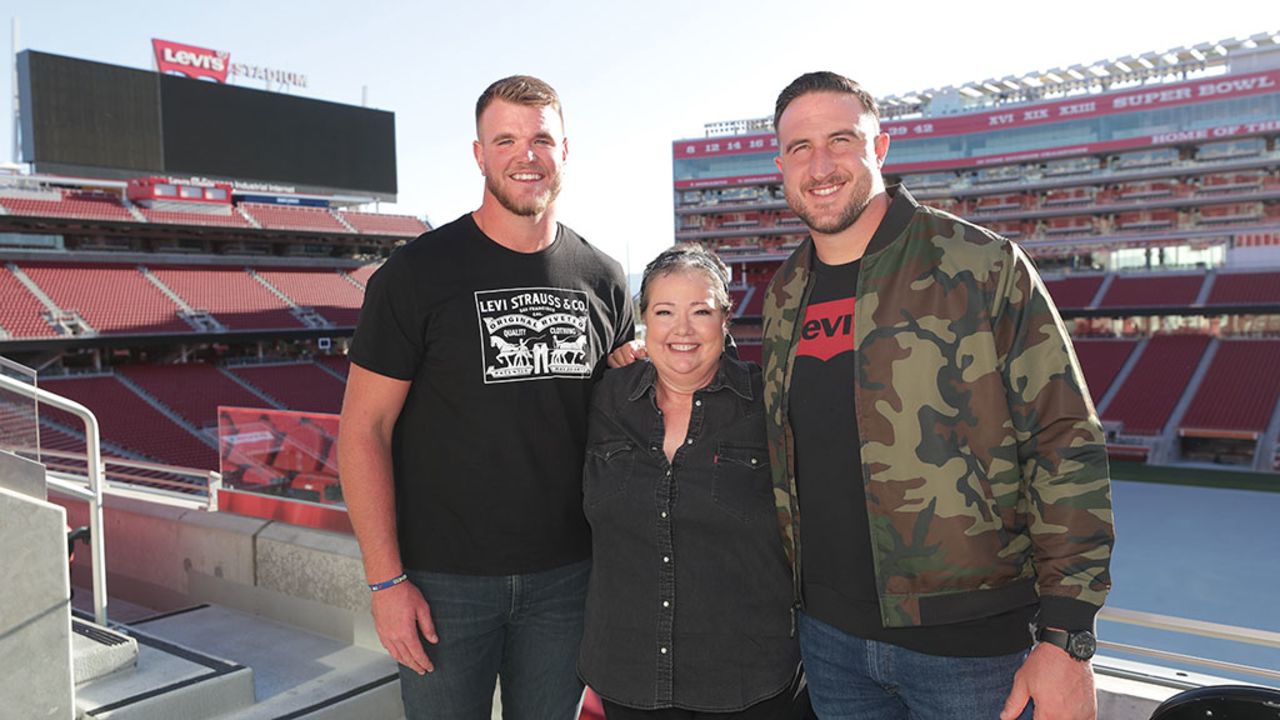 49ers Host 3rd Annual Dignity Health Crucial Catch Fashion Show