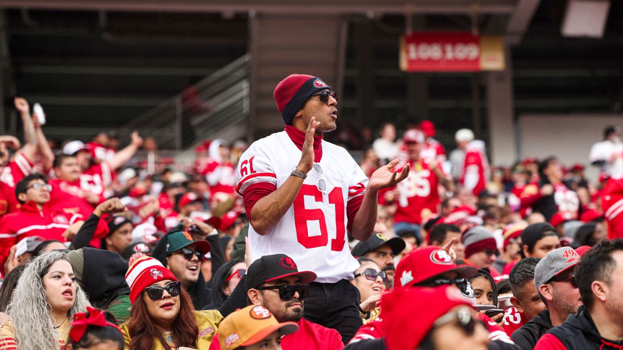 San Francisco 49ers on X: To celebrate #NationalComingOutDay, Faithful  gathered in the city to cheer on the 49ers at the #49ersPRIDE Watch Party.  Whether you are coming out or inviting in, the #