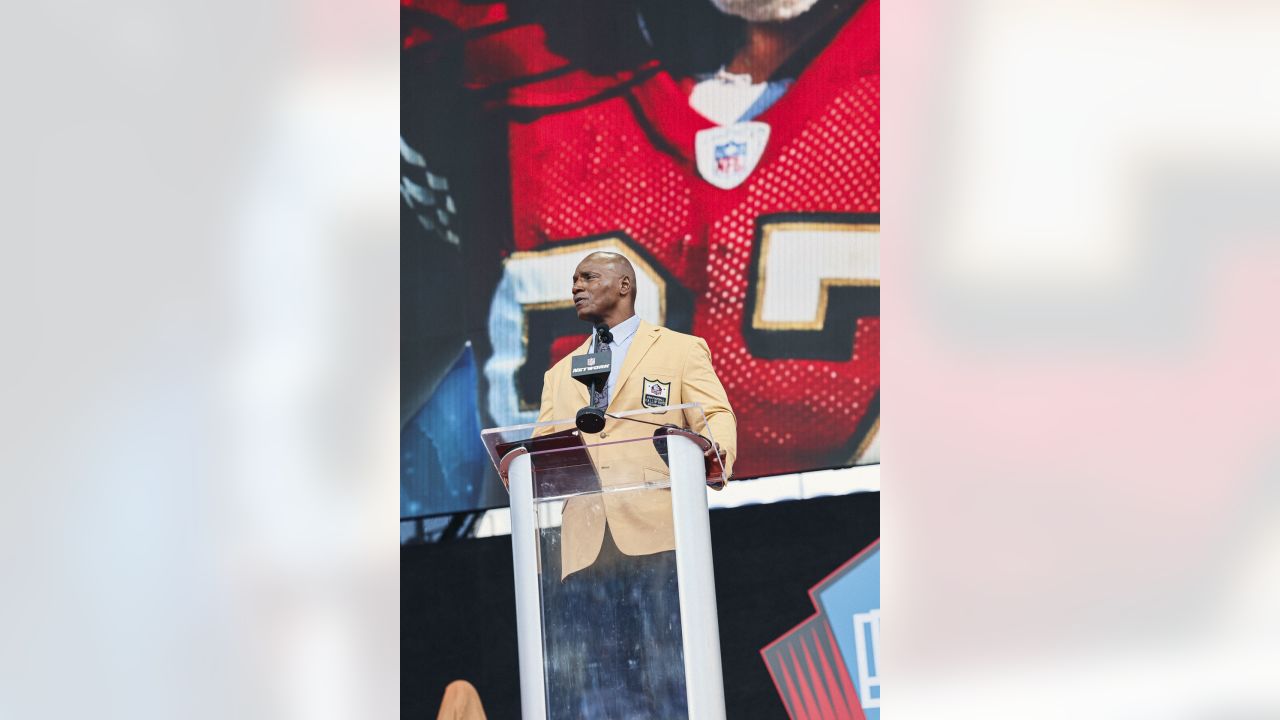 Patrick Willis, NaVorro Bowman Among 11 49ers Announced as Nominees for HOF  Class of 2023