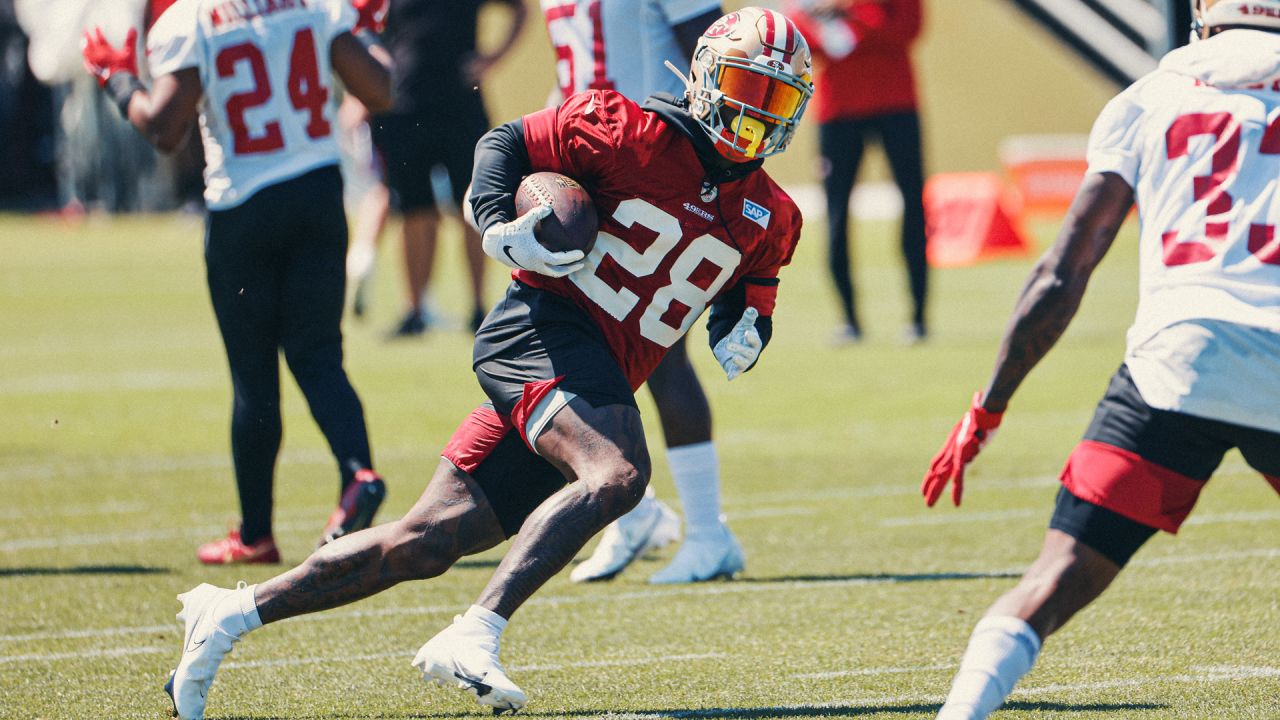 49ers training camp: Best sights and sounds, from Aiyuk as WR1 to another  Shanahan ballboy – Daily Democrat