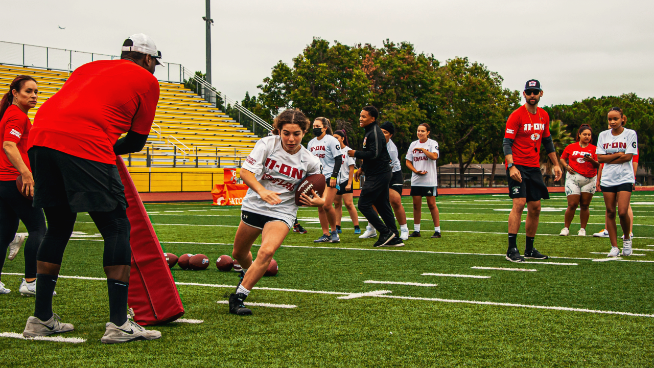 49ers Support Initiative to Make Girls Flag Football a High School Varsity  Sport