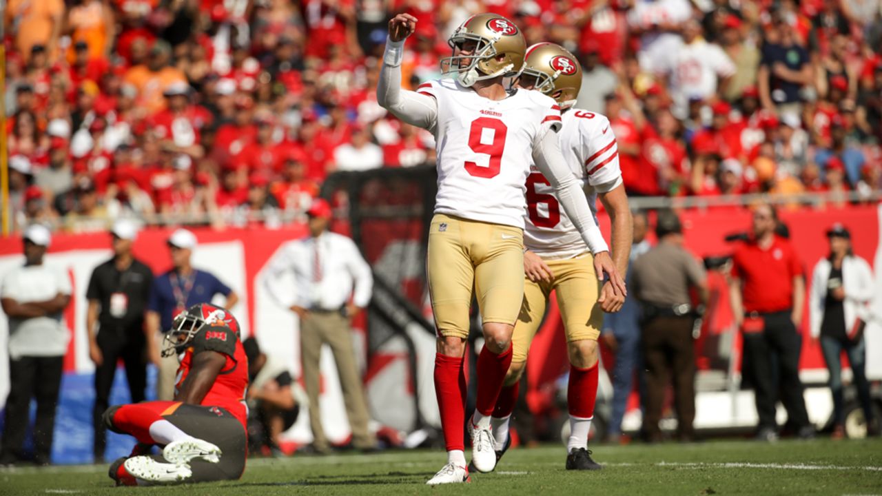 San Francisco 49ers linebacker Azeez Al-Shaair (51) reacts during an NFL  football game against the Tampa Bay Buccaneers, Sunday, Dec.11, 2022, in  Santa Clara, Calif. (AP Photo/Scot Tucker Stock Photo - Alamy