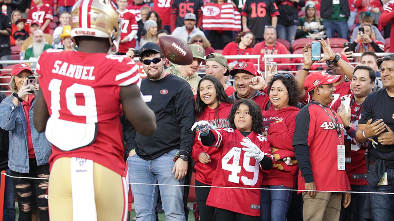 The 49ers Gameday Experience: Week 12 vs. Packers