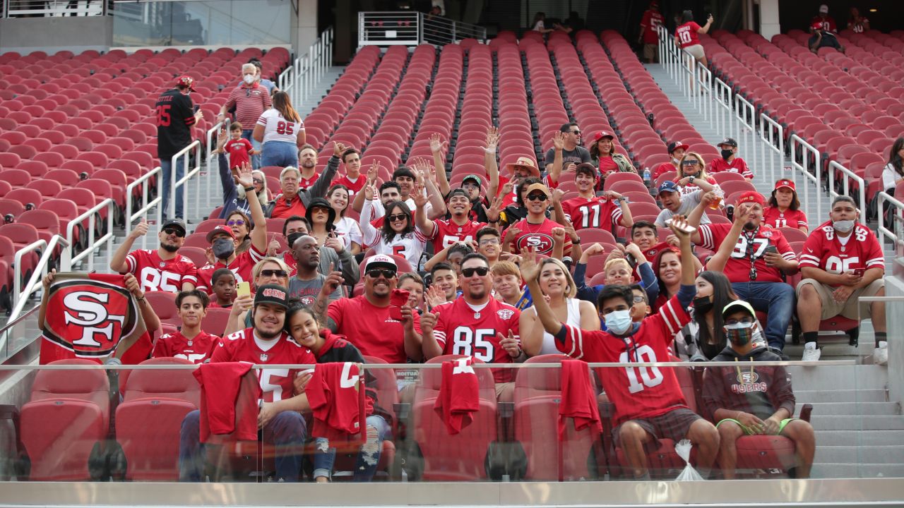 San Francisco 49ers Honor Payne Elementary at Levi's Stadium