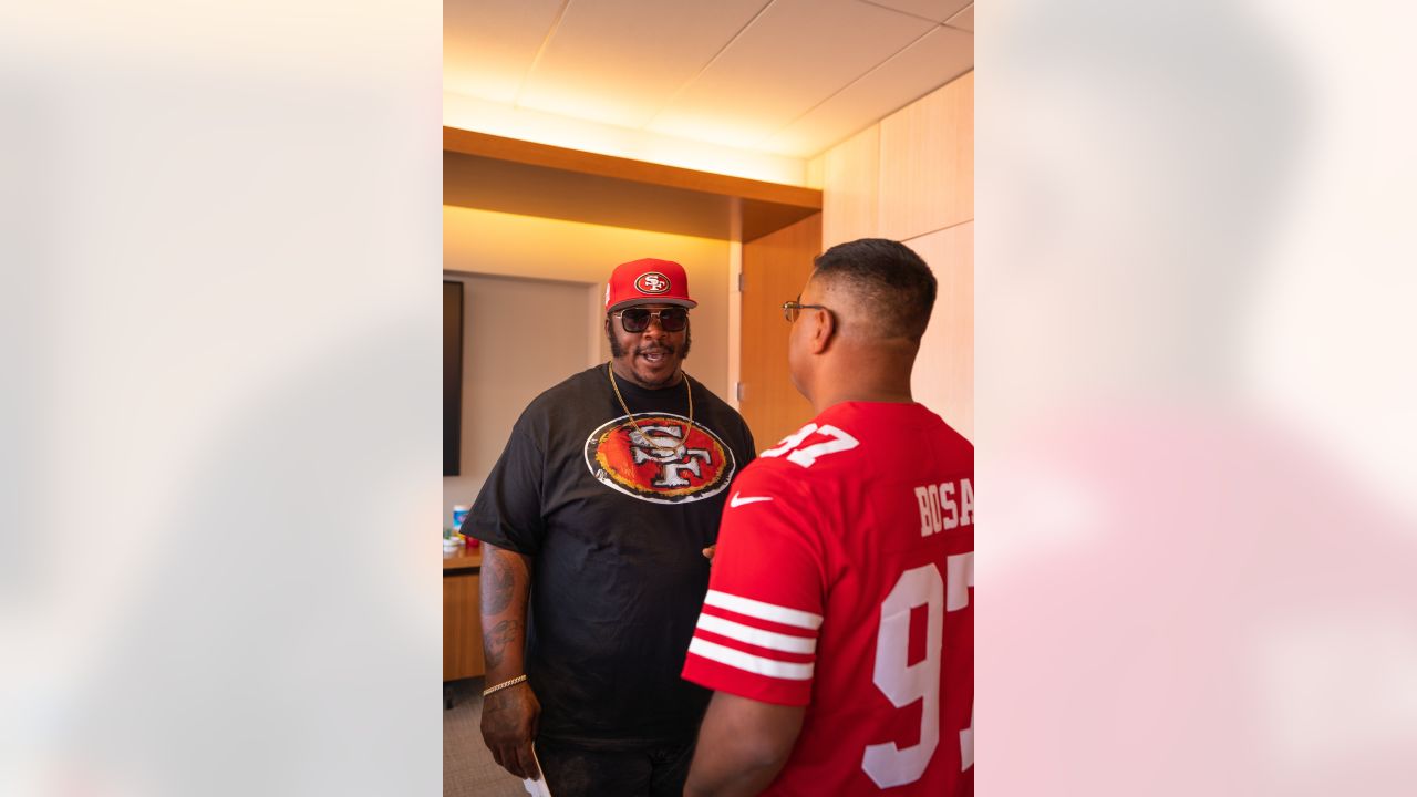 ✓️ Verified Faithful: E-40, Bayley and More Attend 49ers vs. Cardinals