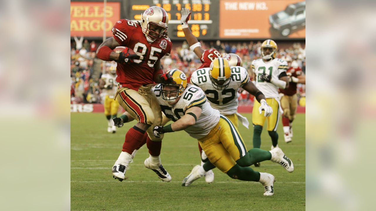 Throwback: Vernon Davis' Rookie Year in Photos