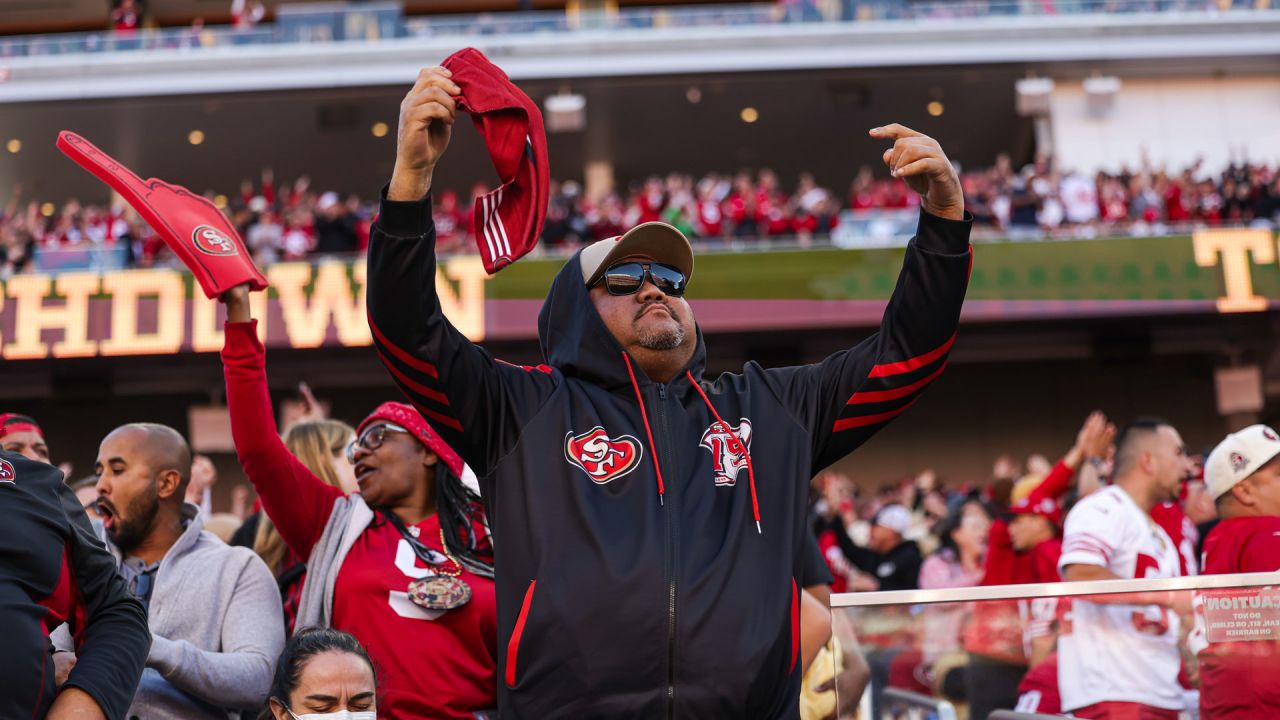 2022 in Review: Best of 49ers Fans at Home