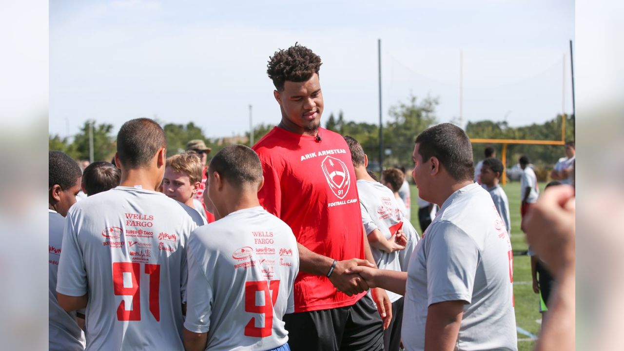 Arik Armstead Hosts Second Annual Football Camp 