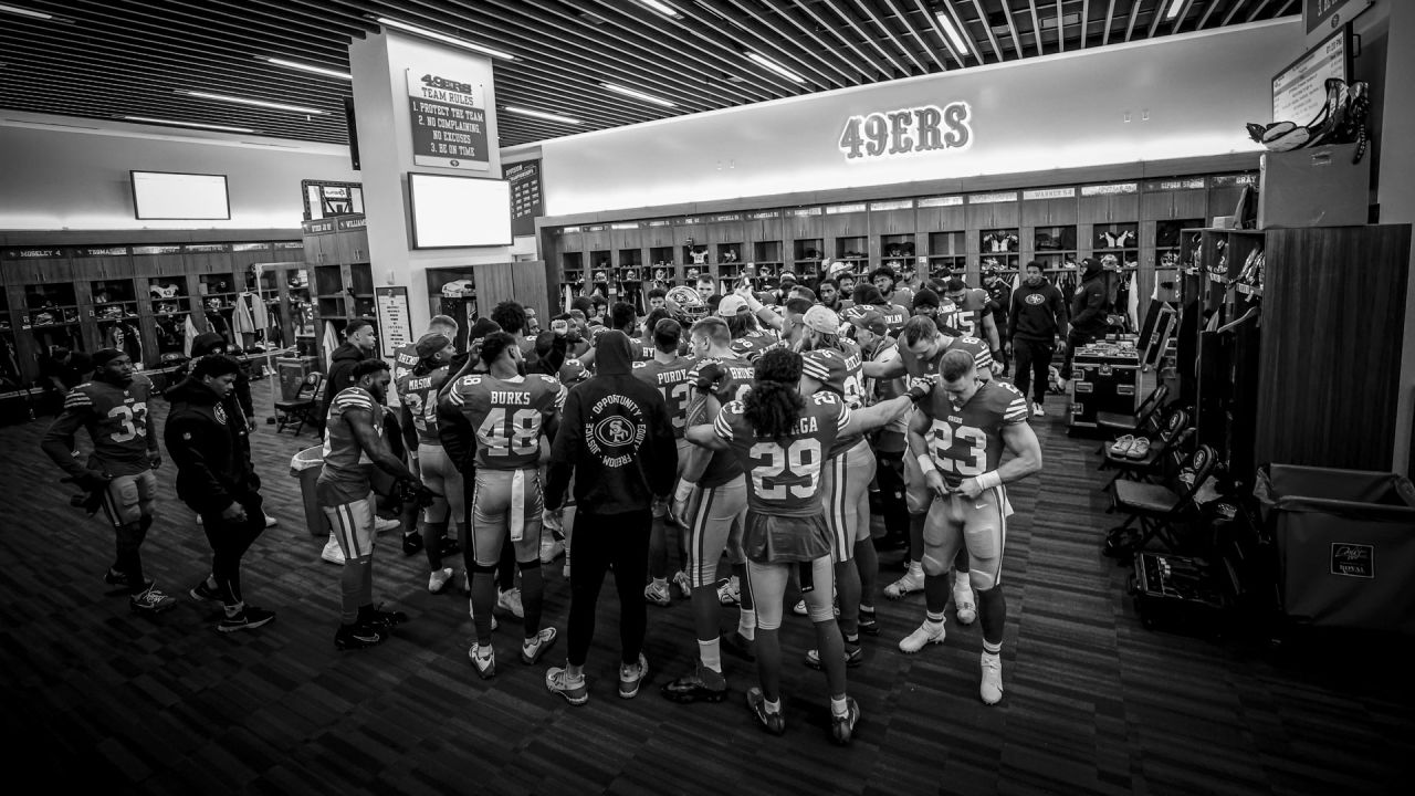 Inside the Locker Room: 49ers Prepare for Wild Card Matchup vs