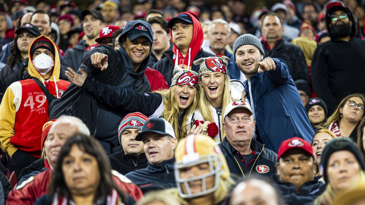 San Francisco 49ers on X: Cheer on the 49ers as they take on the Rams with  fellow Faithful at The Crossing in San Francisco for a FREE 49ers PRIDE  Watch Party pres.