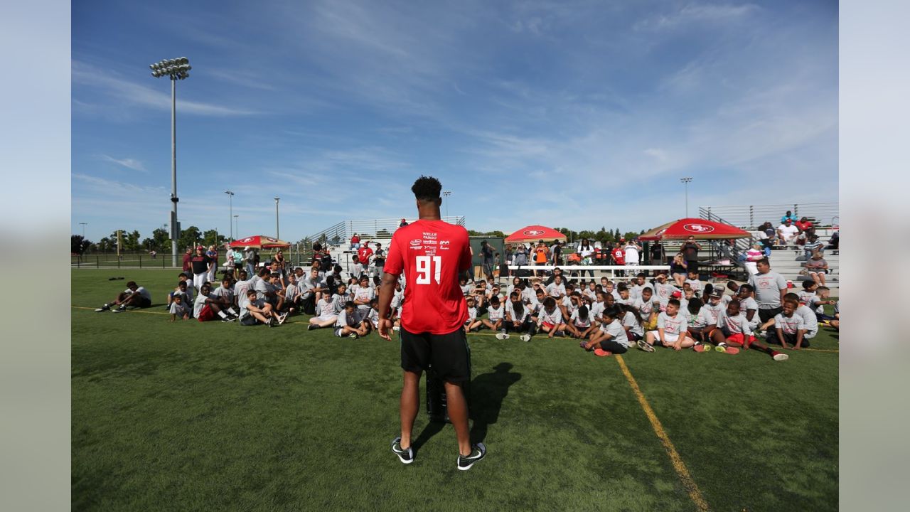 Arik Armstead Hosts Second Annual Football Camp 