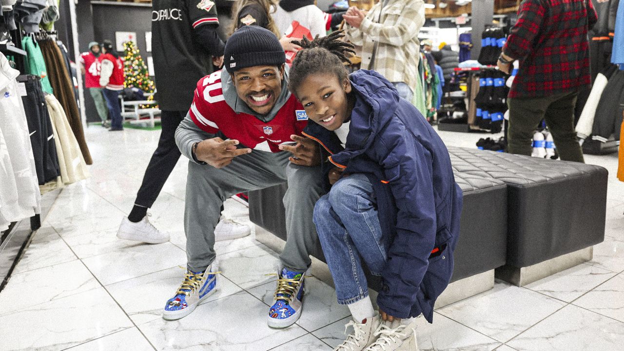 Shop With a Jock: San Francisco 49ers give kids a holiday treat