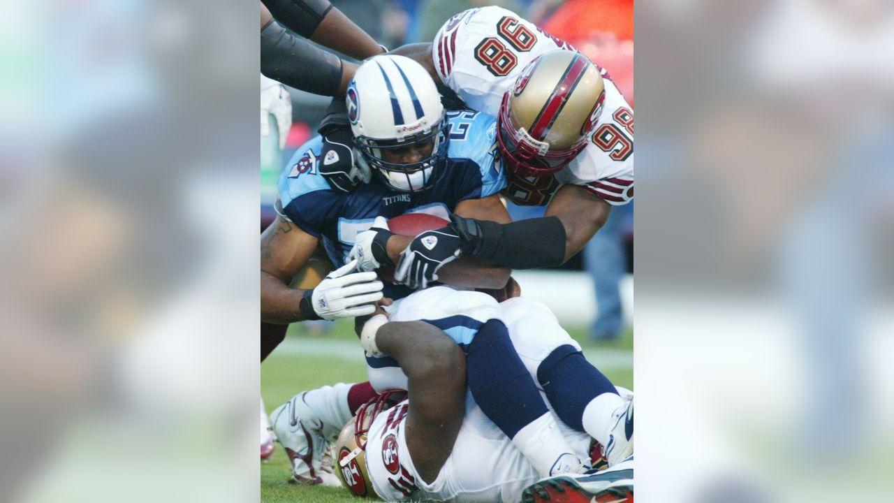 San Francisco, California, USA. 3rd Oct, 1999. San Francisco 49ers vs. Tennessee  Titans at Candlestick Park Sunday, October 3, 1999. 49ers beat Titans  24-22. Tennessee Titans quarterback Neil O'Donnell Credit: Al Golub/ZUMA