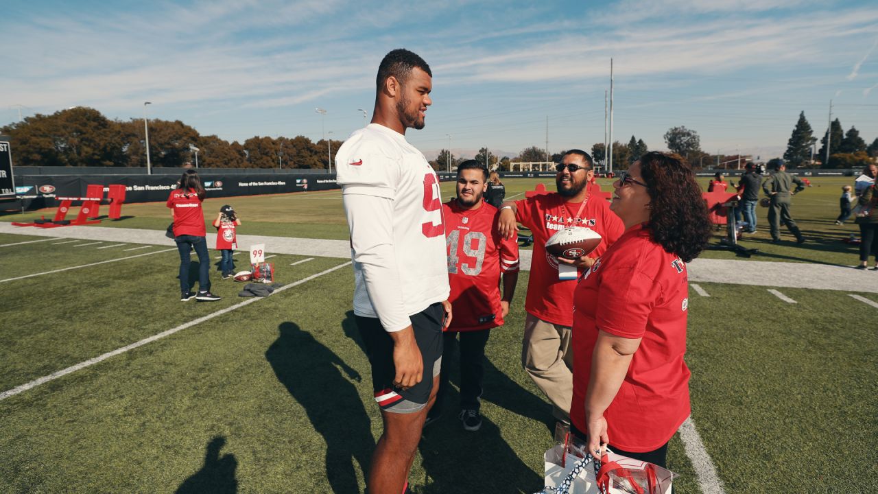 Elk Grove native, 49ers star Arik Armstead hosts 'Stay Hungry' youth  football camp