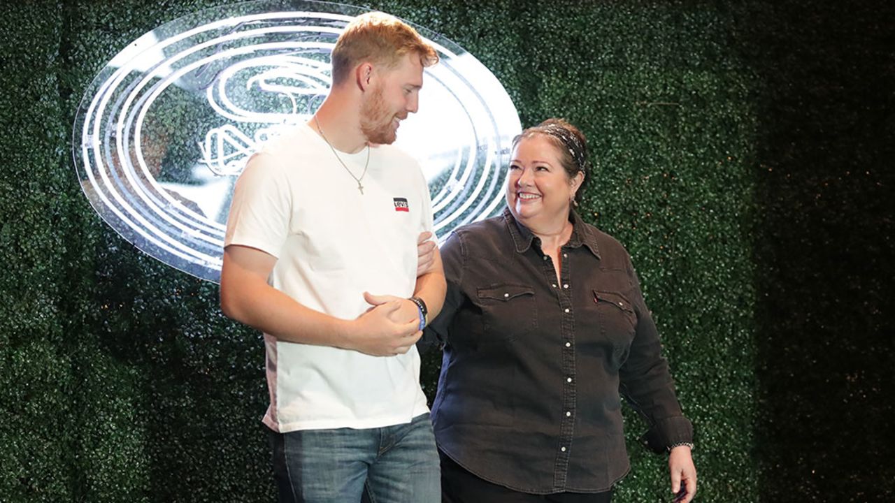 49ers Host 3rd Annual Dignity Health Crucial Catch Fashion Show