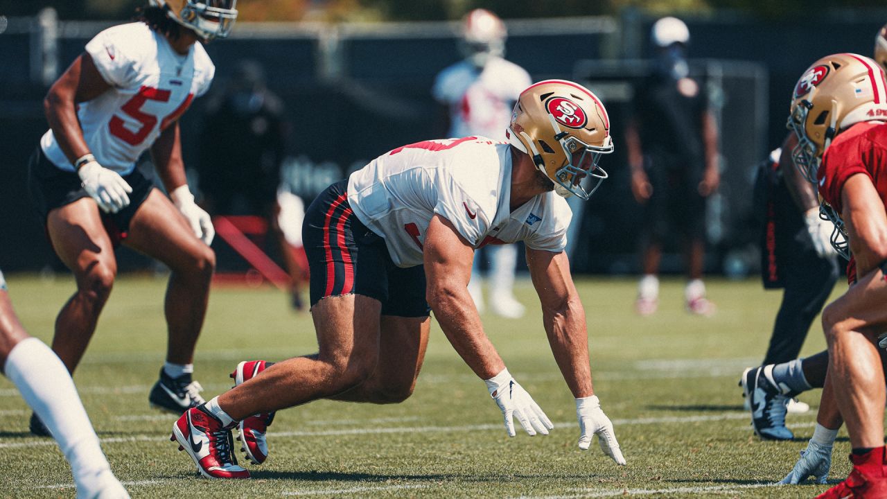 Kittle Has a Busy Session; Observations from Aug. 21 Training Camp