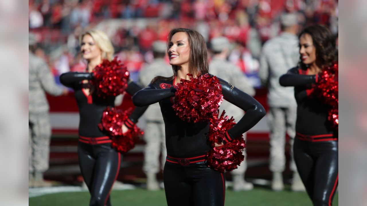 49ers' Gold Rush Cheerleaders 2015