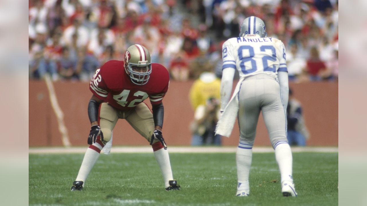 49ers Legends Ronnie Lott, Steve Young among Best-selling Throwback Jerseys