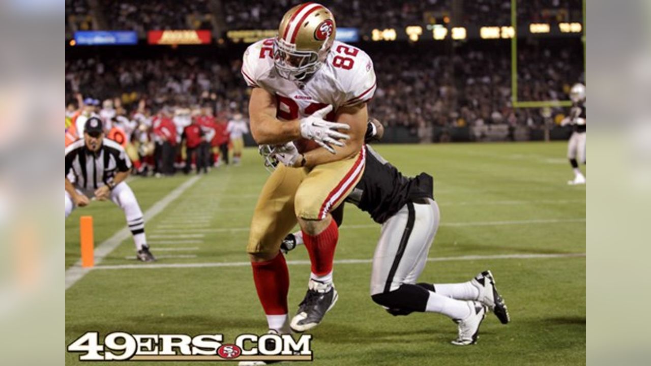 7,628 Oakland Raiders V San Francisco 49ers Photos & High Res Pictures -  Getty Images