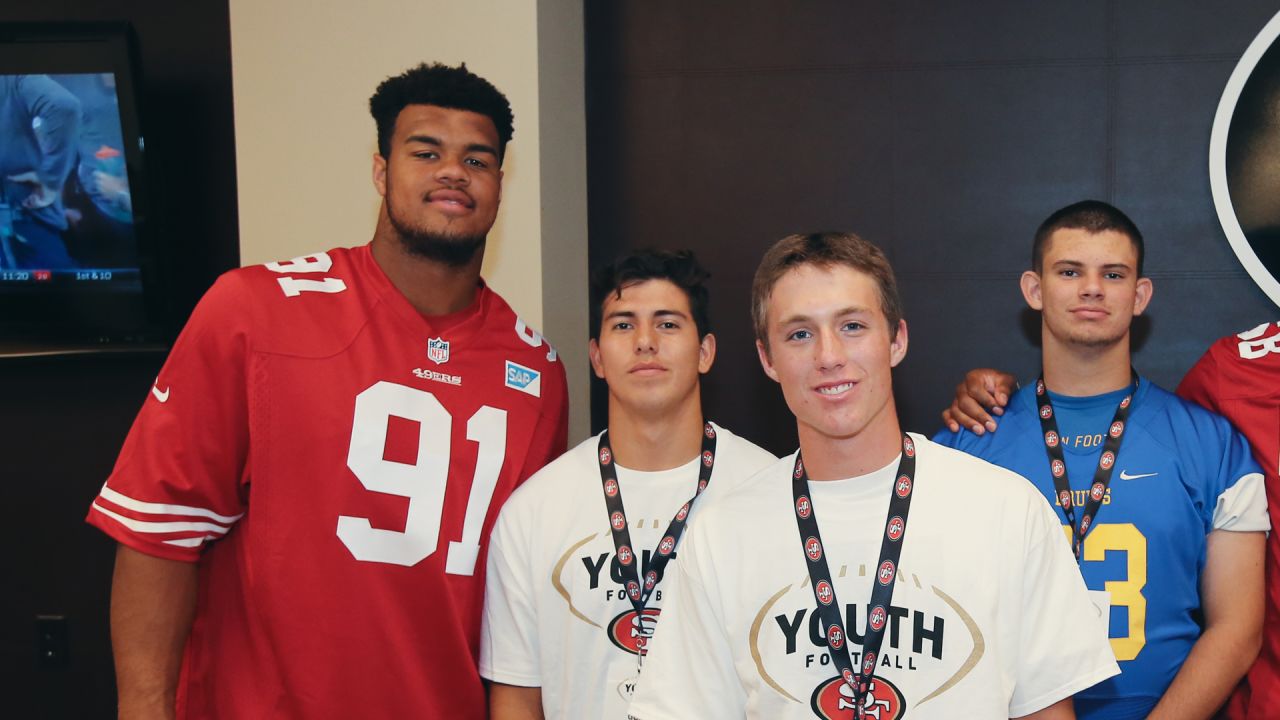 49ers DE Arik Armstead Raises Awareness for Education and Equality – NBC  Bay Area