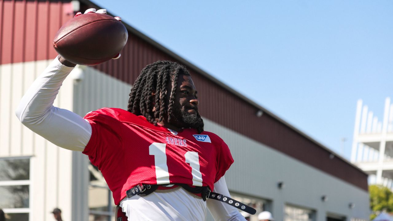 San Francisco 49ers' Alfredo Gutierrez takes part in drills during the NFL  team's football training camp in Santa Clara, Calif., Tuesday, Aug. 1,  2023. (AP Photo/Jeff Chiu Stock Photo - Alamy