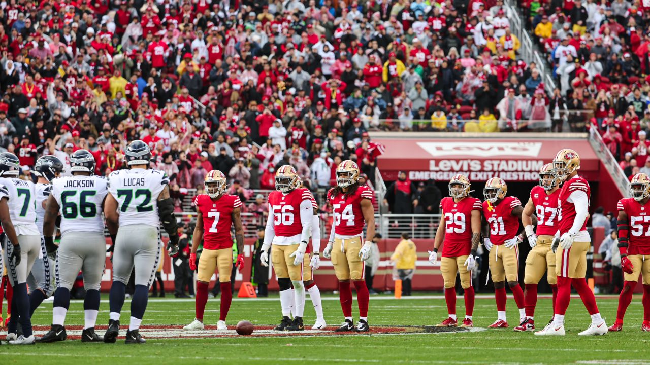 NFL on X: Historic teams. Historic players  and slime. @49ers   @DallasCowboys 