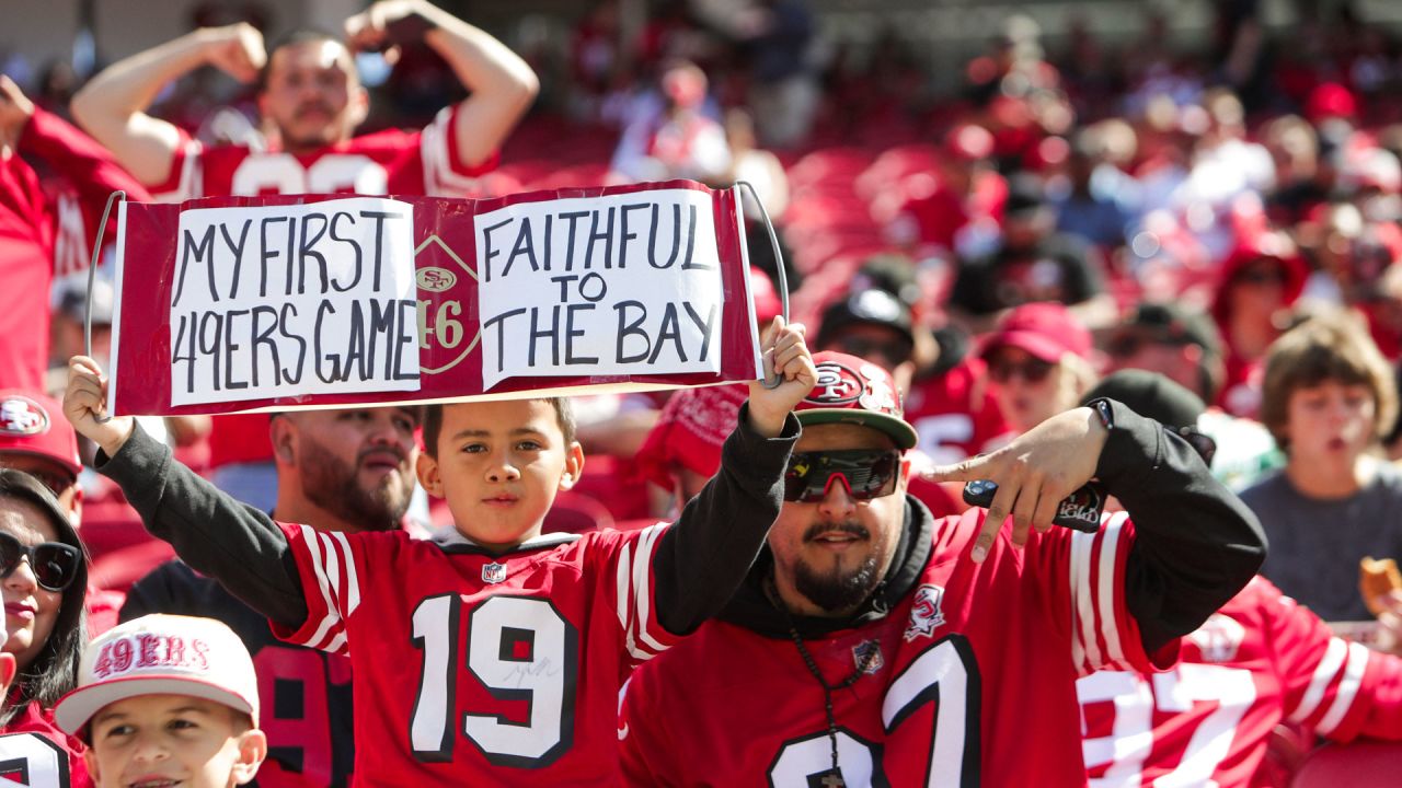 Famous San Francisco 49ers Fans -- The Faithful!