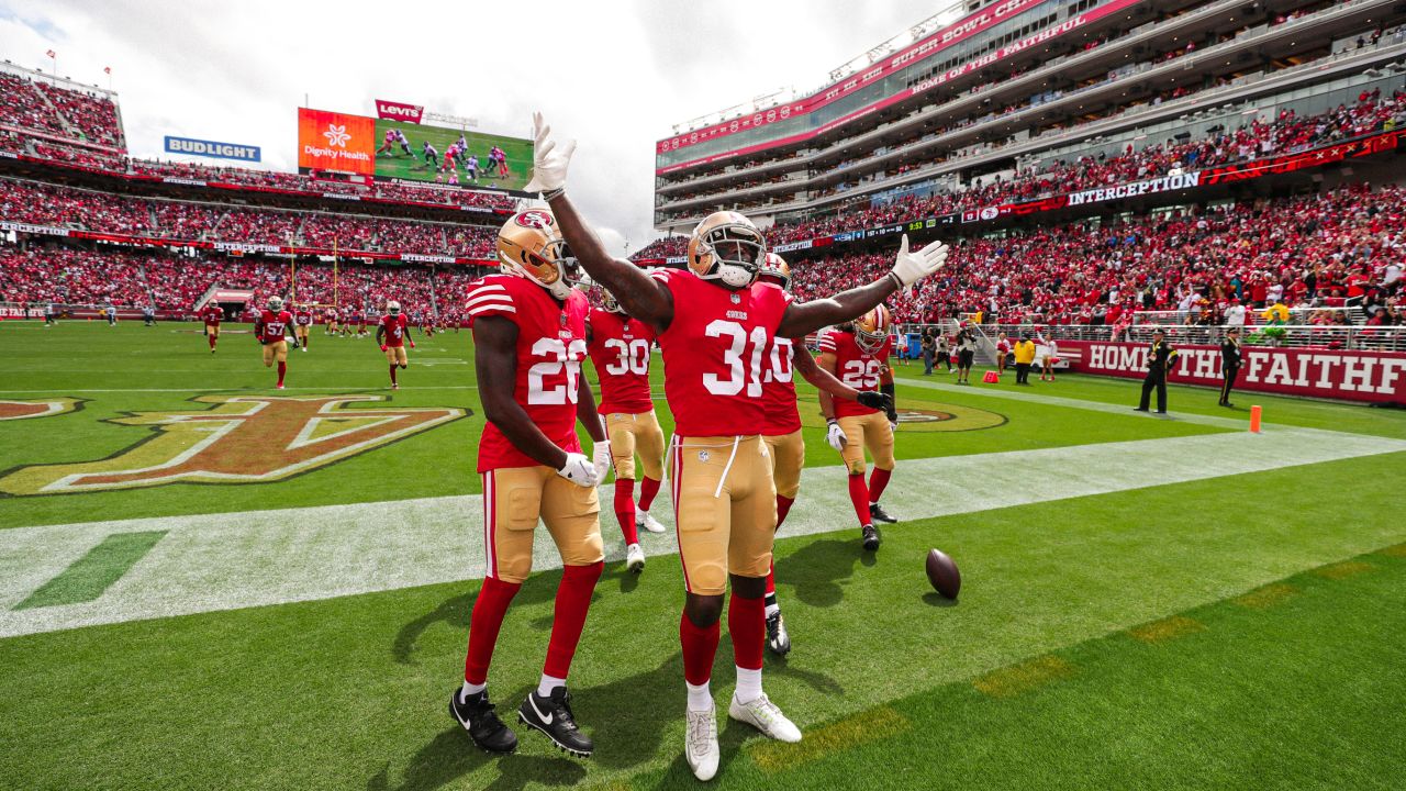 File:Broncos vs 49ers preseason game at Levi's Stadium.jpg - Wikipedia