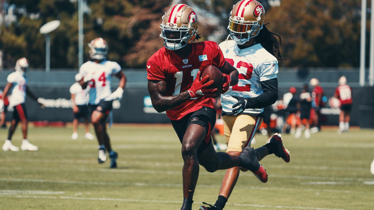 Kittle Has a Busy Session; Observations from Aug. 21 Training Camp