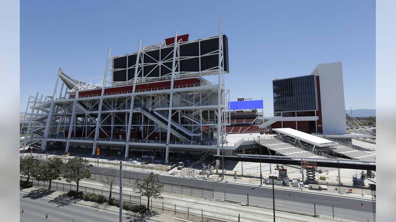 49ers Stadiums Then and Now