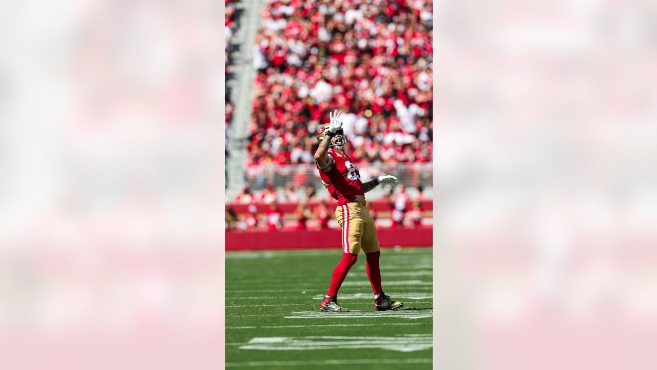 San Francisco 49ers cornerback Charvarius Ward (7) looks into the backfield  during an NFL football game against the Arizona Cardinals, Sunday, Jan.8,  2023, in Santa Clara, Calif. (AP Photo/Scot Tucker Stock Photo 