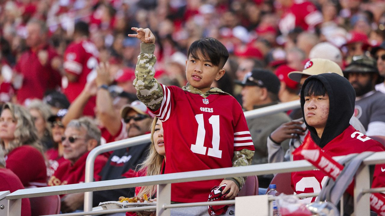 The Faithful Pack Levi's® Stadium for Week 7 Against the Chiefs