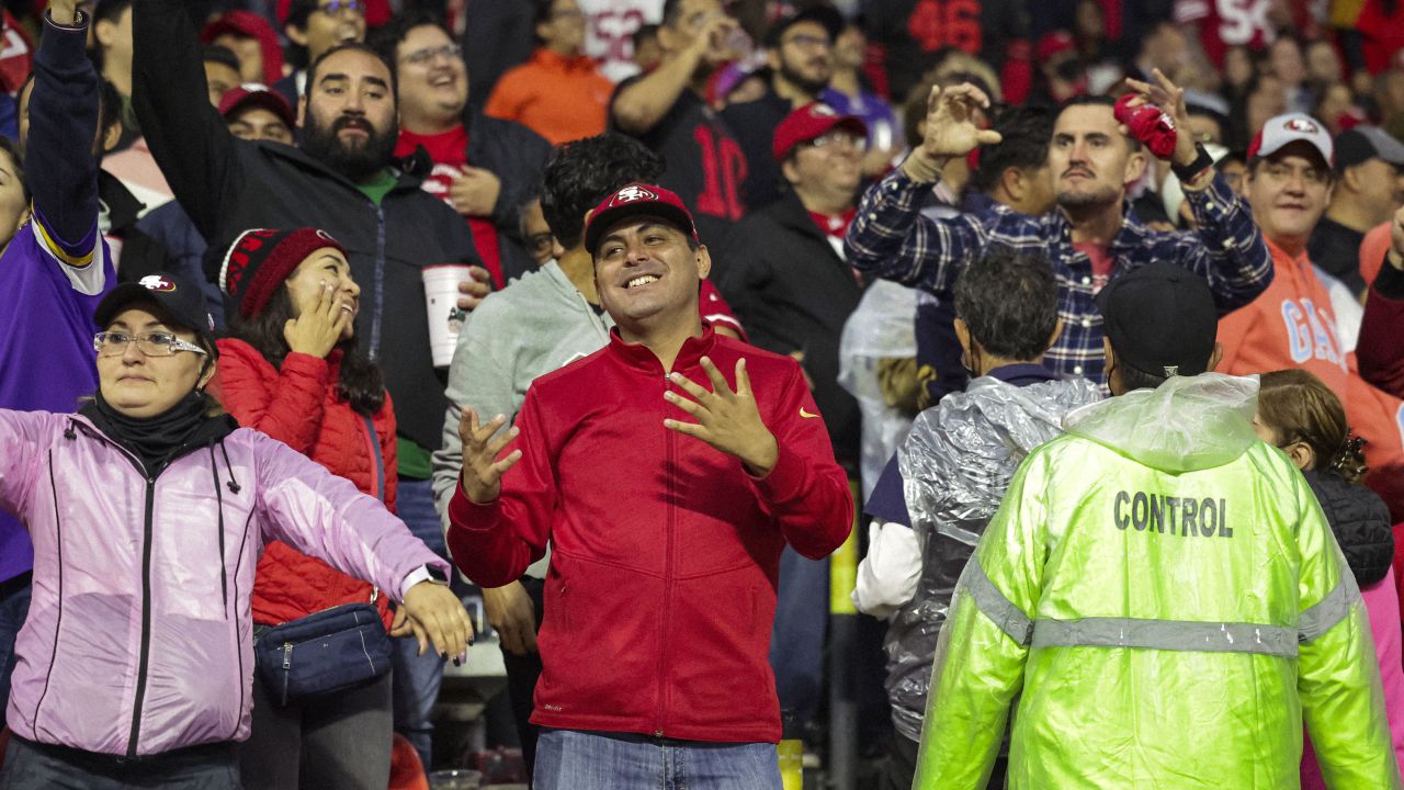 Report: 49ers' fans expected to make up 82 percent of crowd on Monday in  Mexico City - Niners Nation