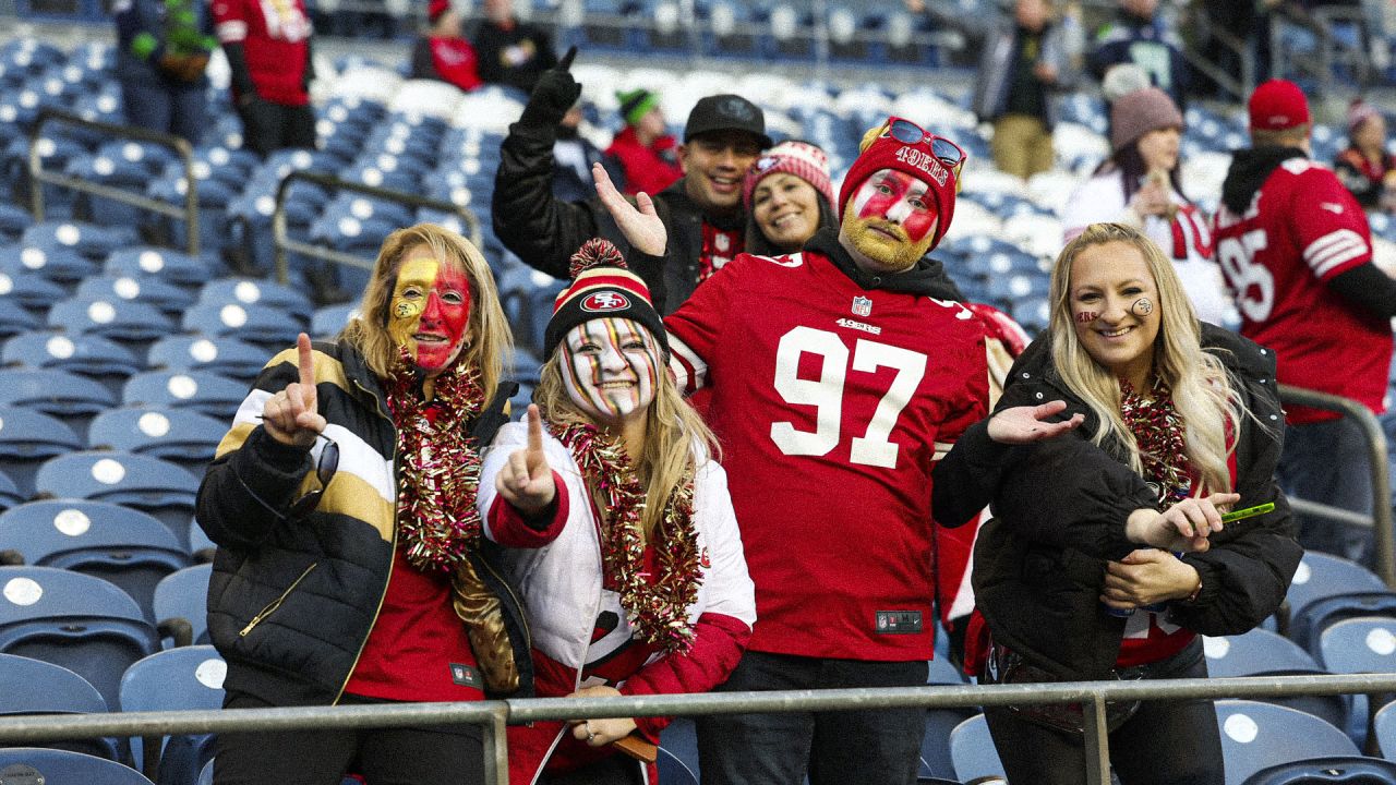 Sunday Night Football on NBC on X: NFC WEST CHAMPS! With tonight's win,  the @49ers have secured the division title!  / X