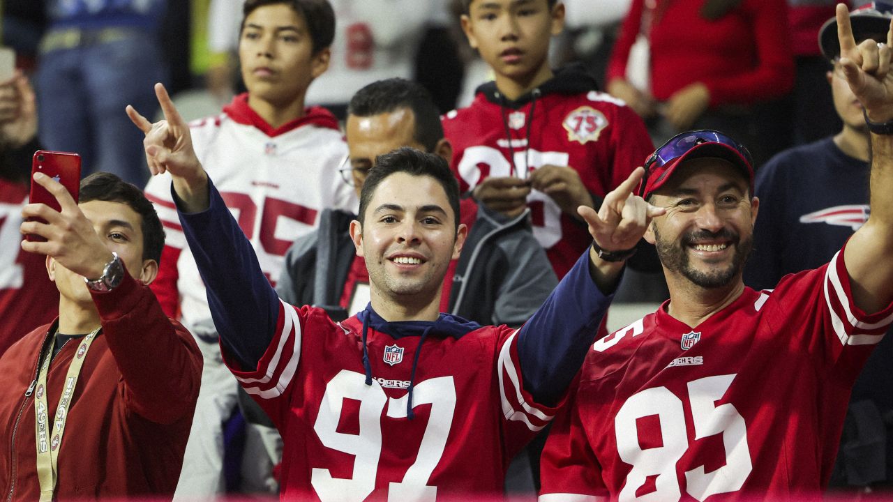 49ers Faithful Cheer on Team's Win in Mexico City