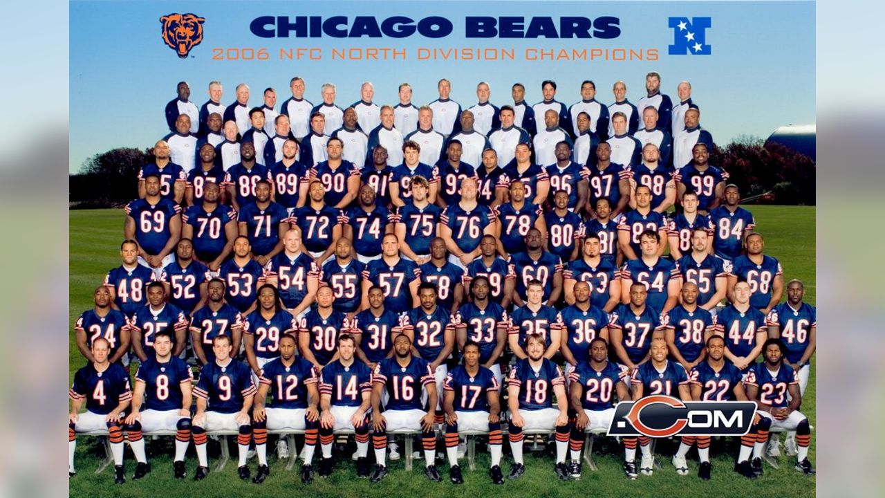 Chicago Bears 2006/2007 NFL Yearbook 