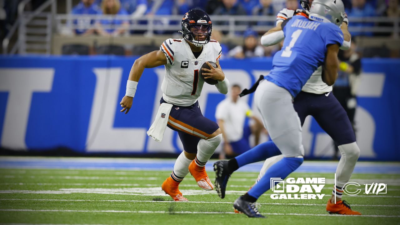 Bears defense struggles in lopsided loss to Lions