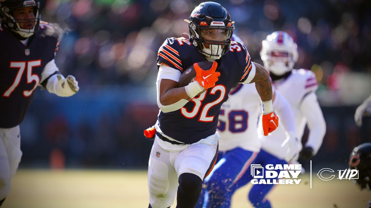 Bears lose Christmas Eve matchup to Bills, 35-13