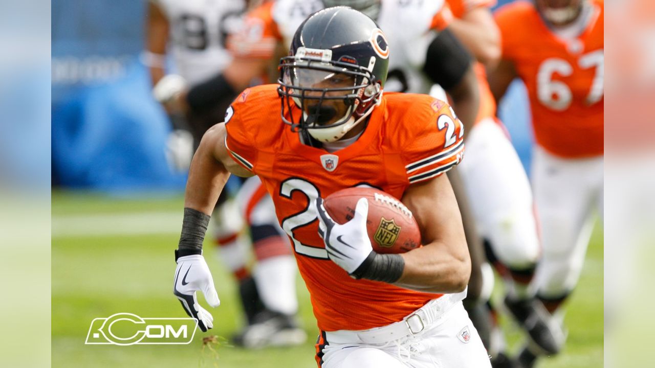 Bears unveil orange Nike jerseys